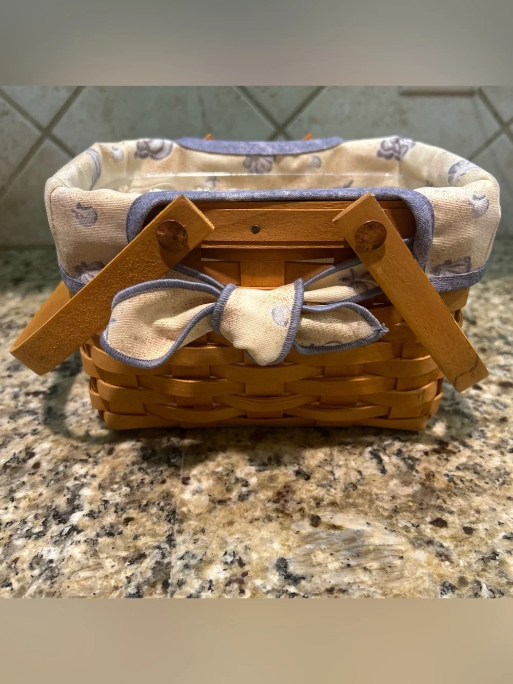 Longaberger 1999 Good Ol' Summertime Seashell Basket